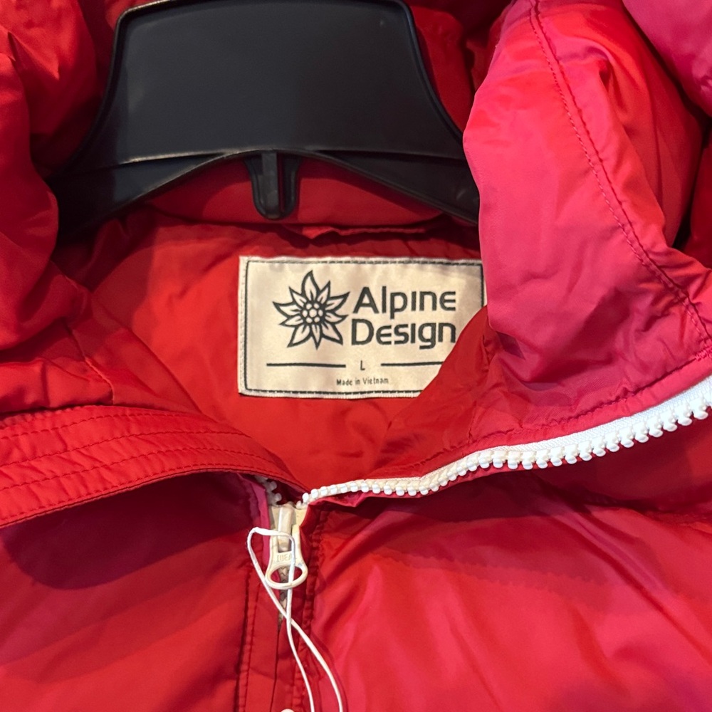 Alpine Design Men's Red Puffer Jacket - Picture 3 of 3